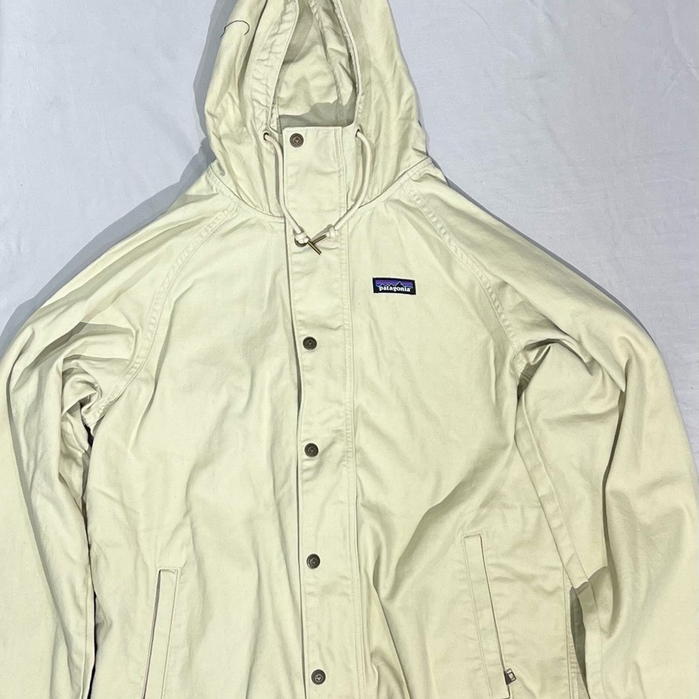 Patagonia Men's Canvas Hooded Jacket